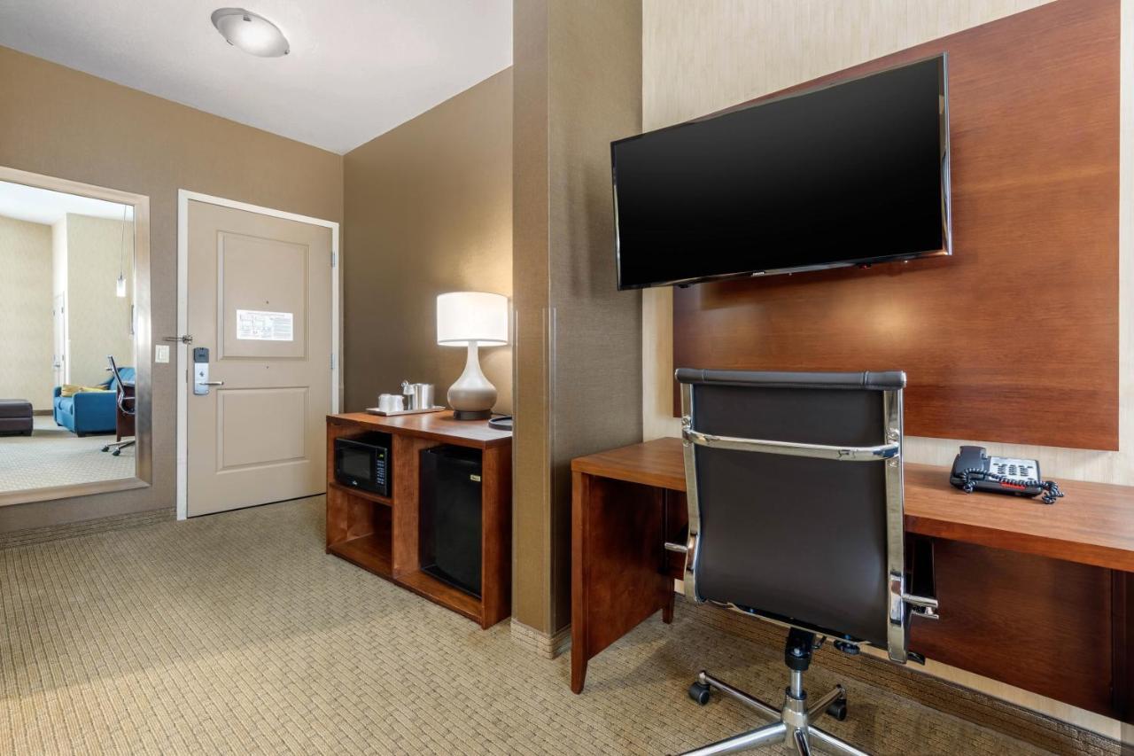 คอมฟอร์ต สวีท ใกล้ ซิตี้ ออฟ อินดัสทรี - ลอสแองเจลิส Hotel ลาปูเอนเต ภายนอก รูปภาพ