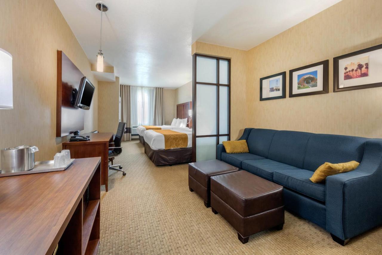 คอมฟอร์ต สวีท ใกล้ ซิตี้ ออฟ อินดัสทรี - ลอสแองเจลิส Hotel ลาปูเอนเต ภายนอก รูปภาพ