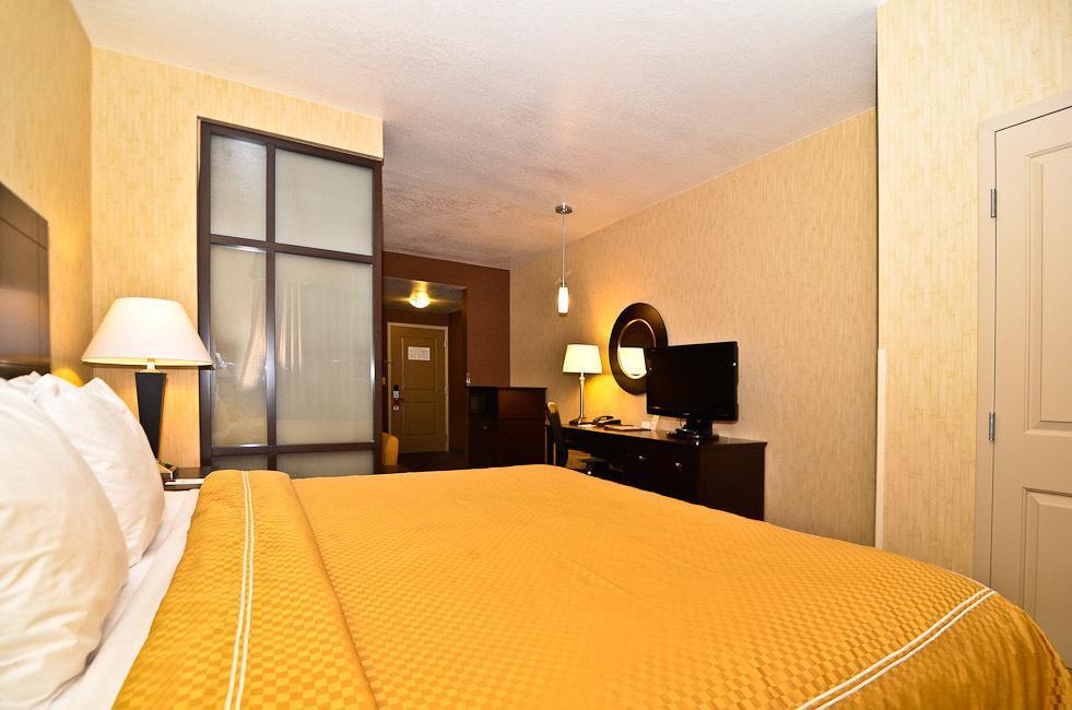 คอมฟอร์ต สวีท ใกล้ ซิตี้ ออฟ อินดัสทรี - ลอสแองเจลิส Hotel ลาปูเอนเต ภายนอก รูปภาพ